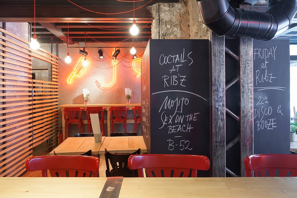 RIB' Z餐飲品牌形象設(shè)計(jì)案例