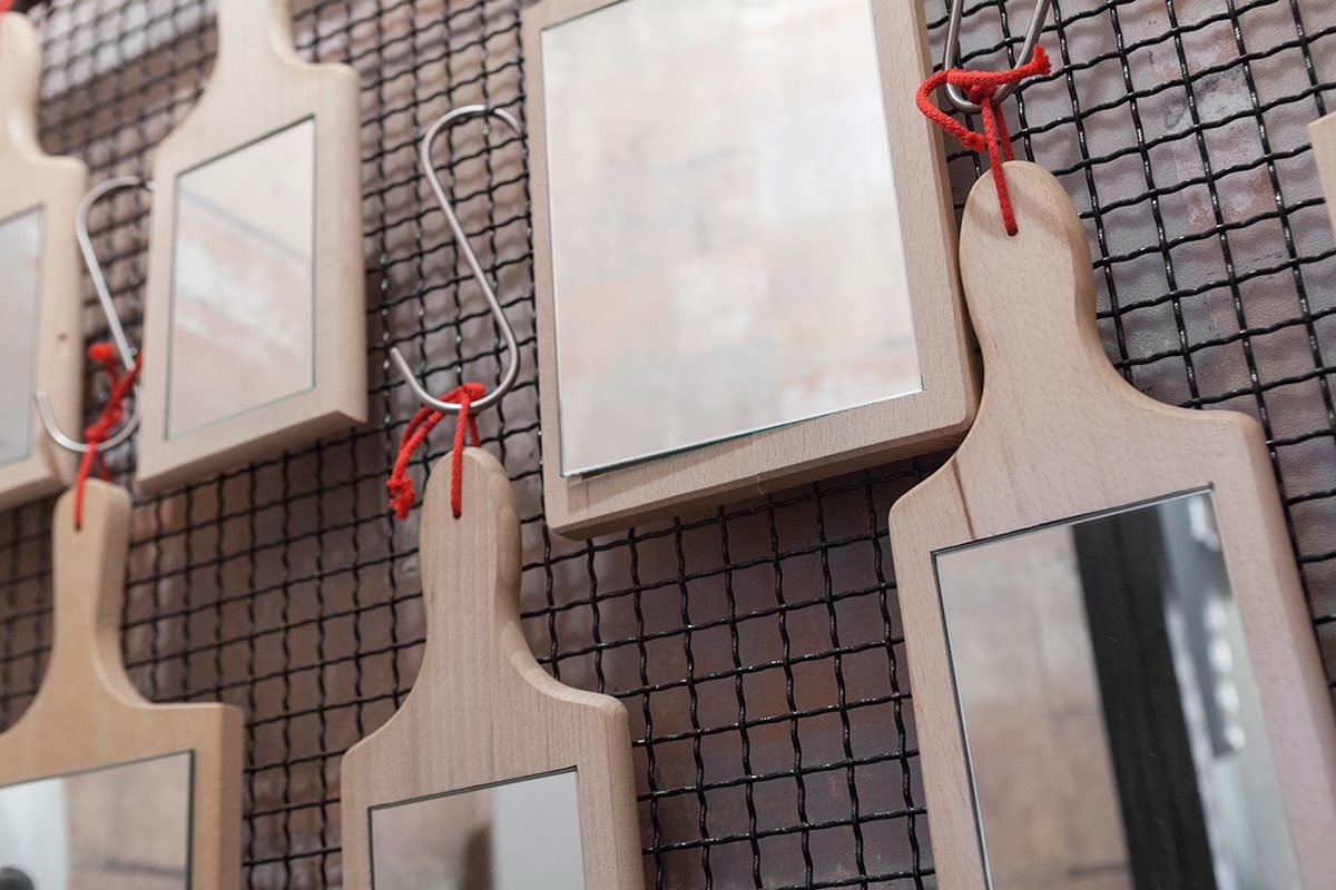 RIB' Z餐飲品牌形象設(shè)計(jì)案例