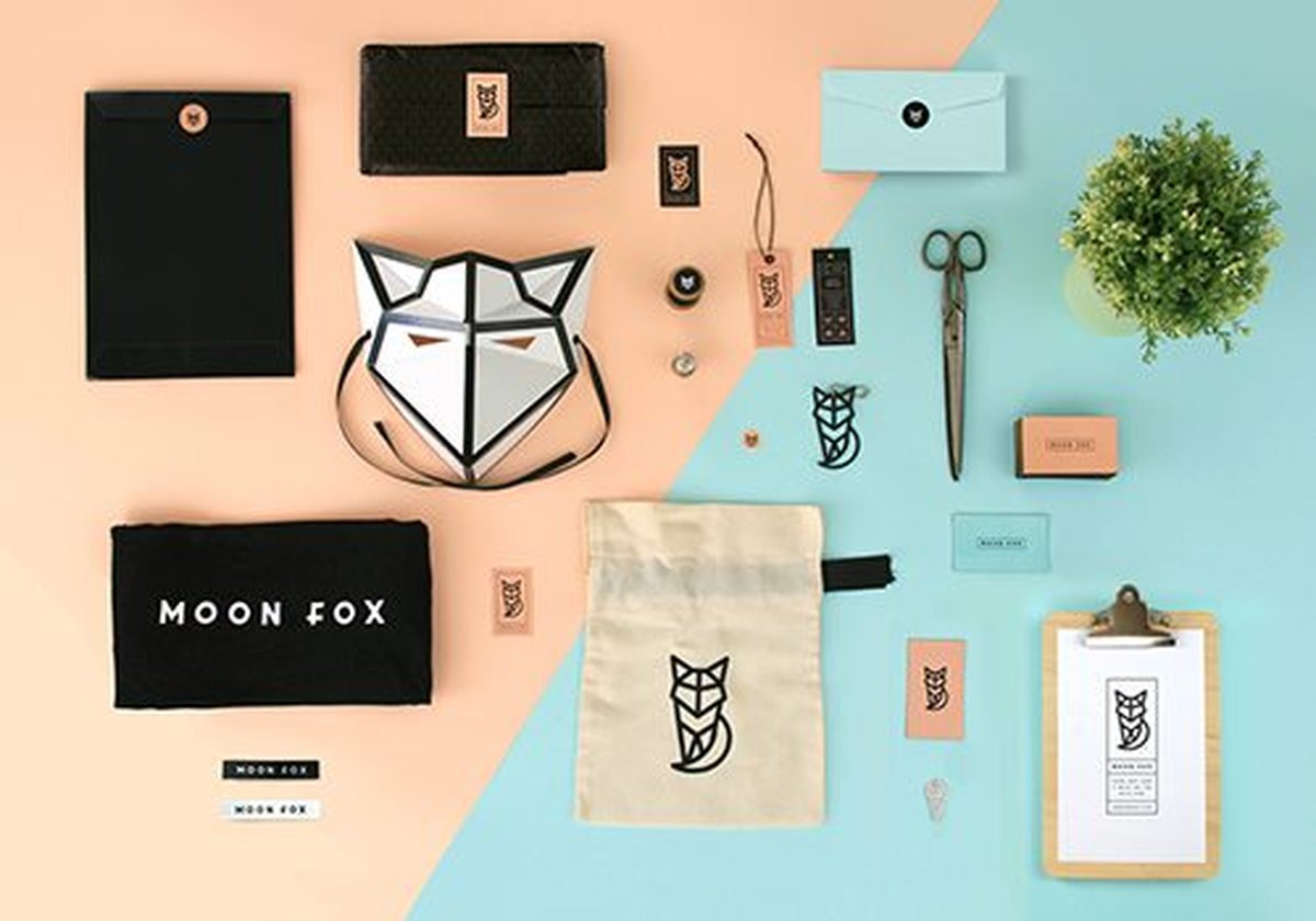 Moon Fox服裝品牌形象設計