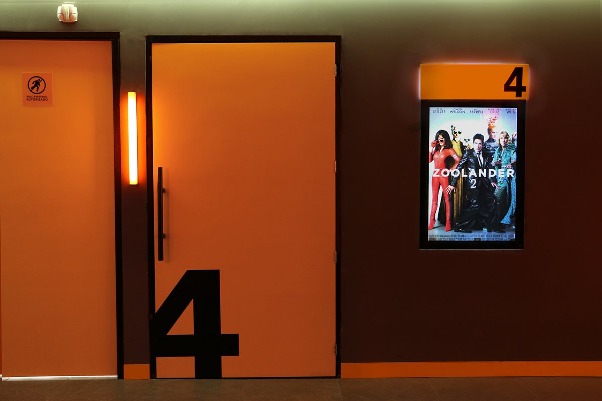 Cinebox影院VI形象設(shè)計展示 空間設(shè)計