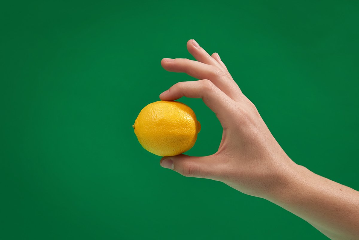 深圳VI設(shè)計(jì)  深圳VI策劃  檸檬房地產(chǎn)VI形象設(shè)計(jì)  場(chǎng)景展示