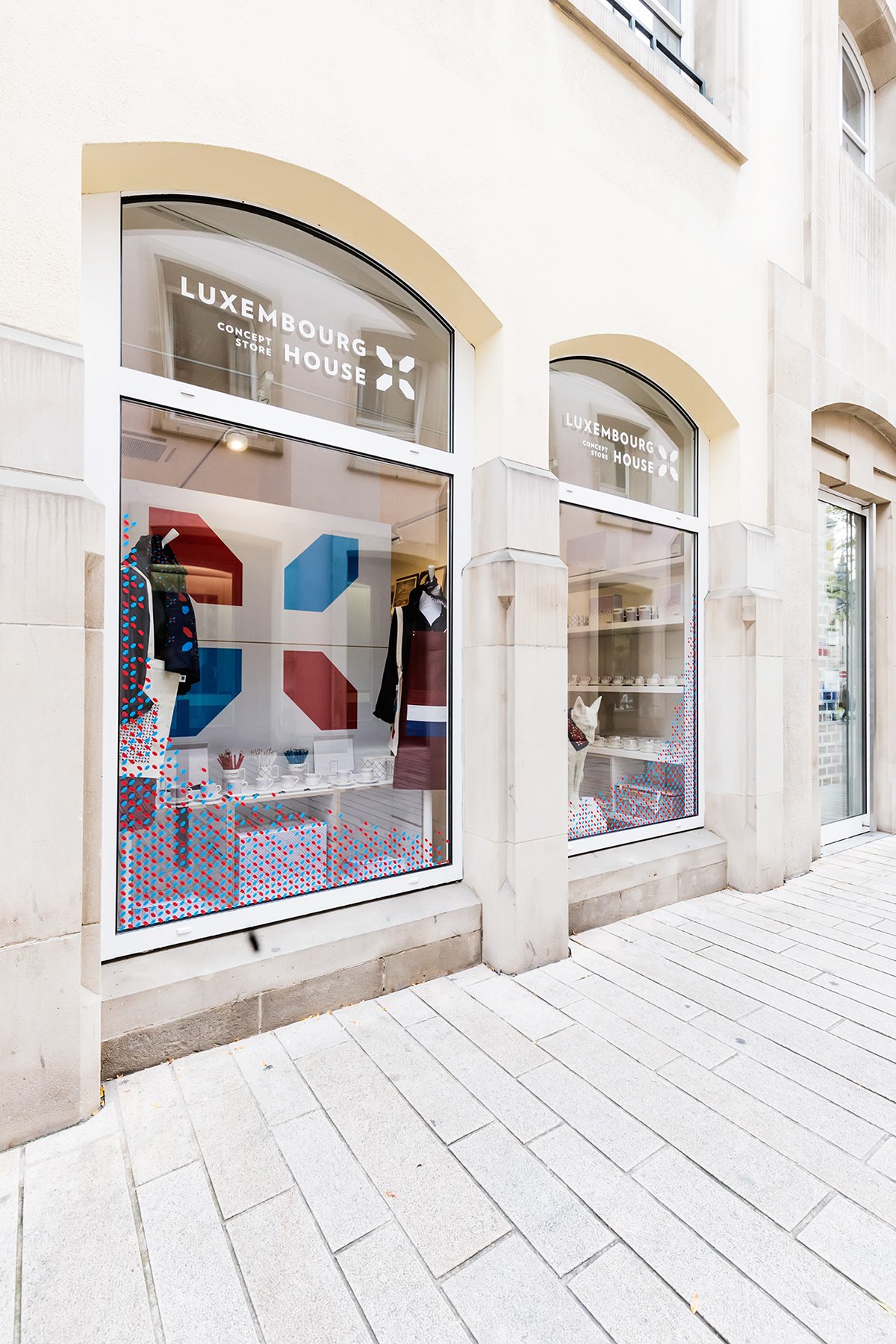 深圳VI設計  深圳VI策劃  盧森堡國家簽名展會VI形象  標志應用