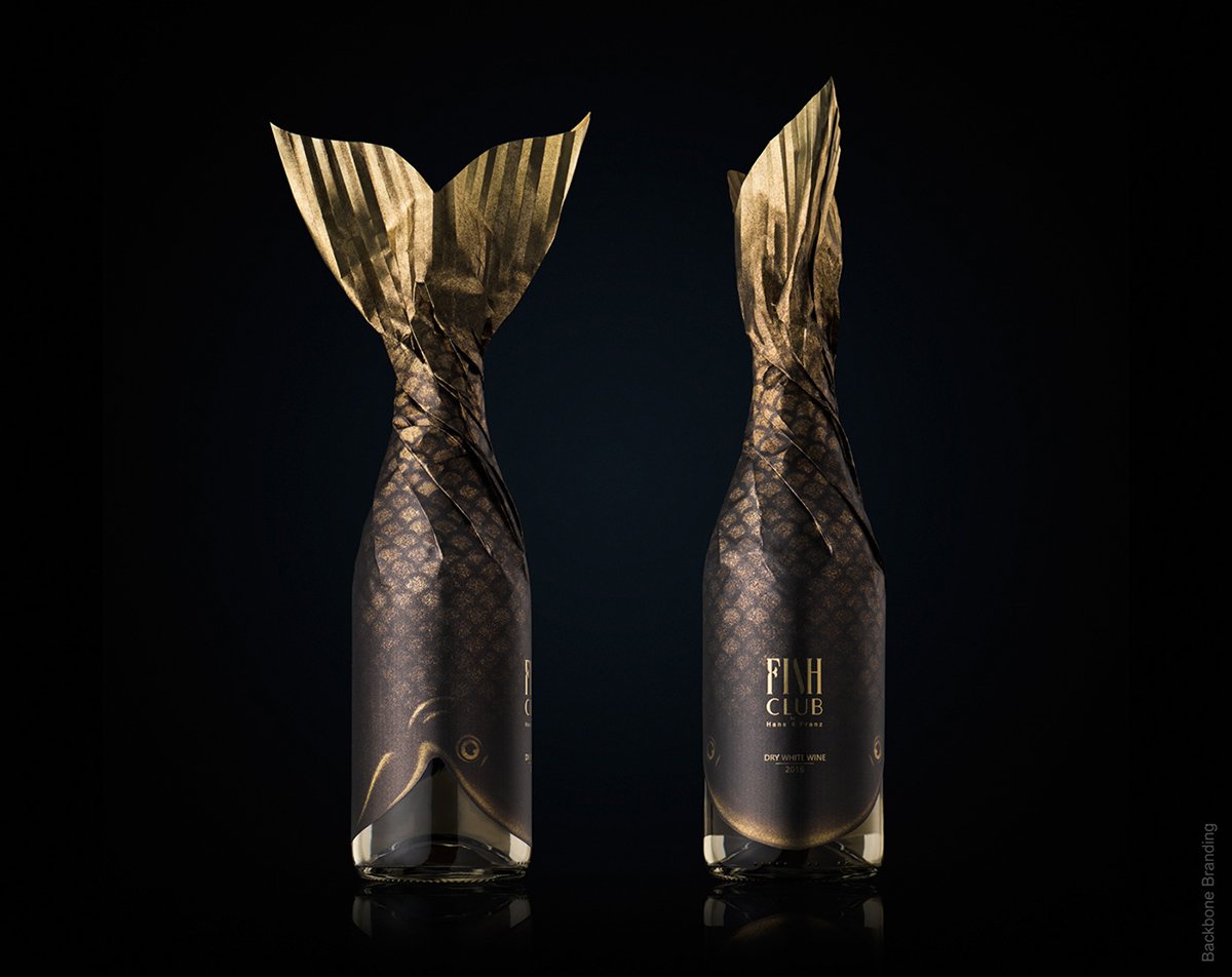 餐酒(葡萄酒)品牌vi設(shè)計(jì)和包裝設(shè)計(jì)欣賞 餐酒(葡萄酒)品牌vi設(shè)計(jì)和包裝設(shè)計(jì)欣賞,vi設(shè)計(jì),葡萄酒vi設(shè)計(jì),餐酒品牌vi設(shè)計(jì),葡萄酒包裝設(shè)計(jì),左右格局