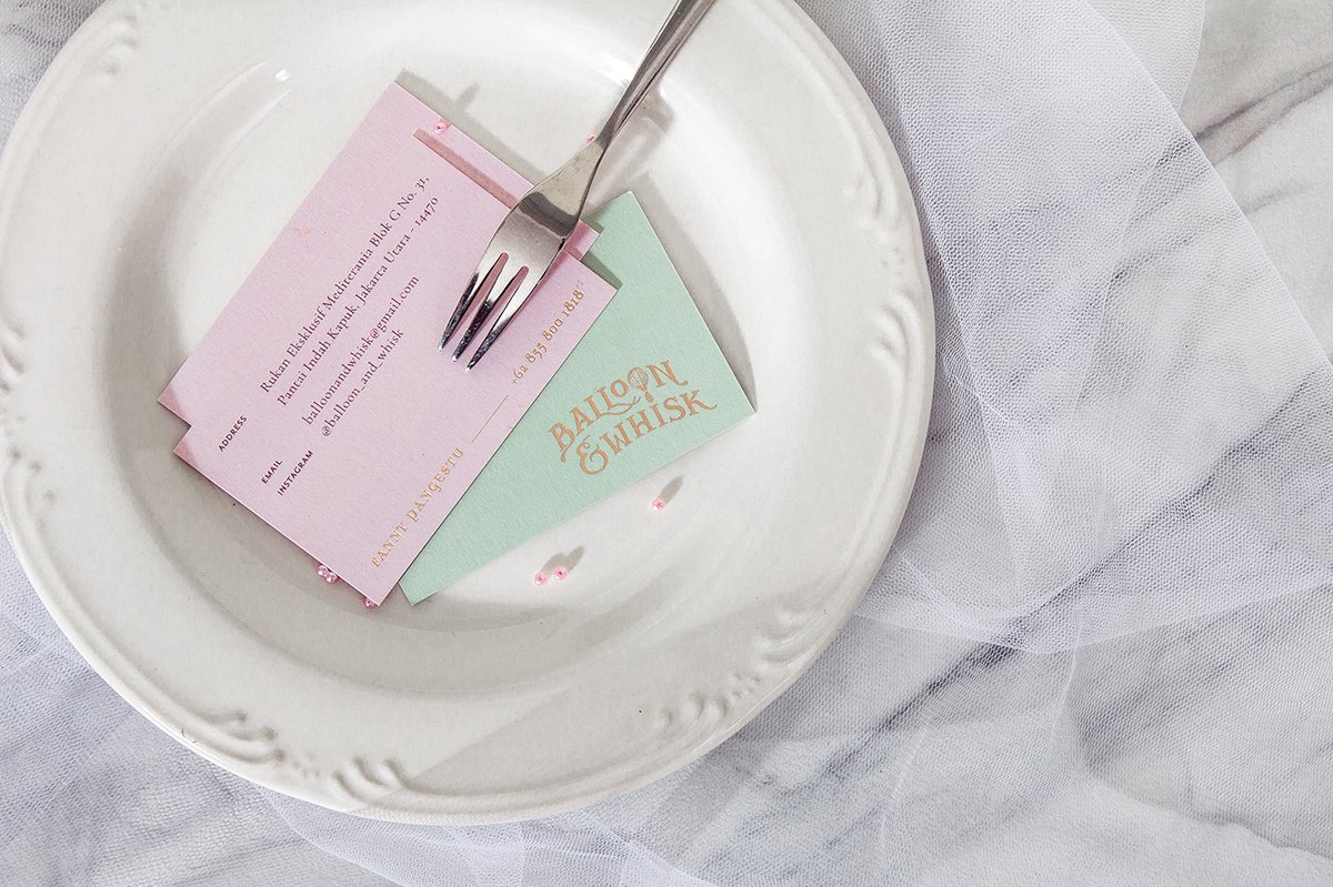 蛋糕店（食品）品牌vi設(shè)計(jì)—Balloon and Whisk 插圖賞析，vi設(shè)計(jì)，視覺(jué)形象vi設(shè)計(jì)，食品vi設(shè)計(jì)，包裝設(shè)計(jì)，蛋糕店品牌vi設(shè)計(jì)，vi品牌策劃，深圳vi設(shè)計(jì)，左右格局