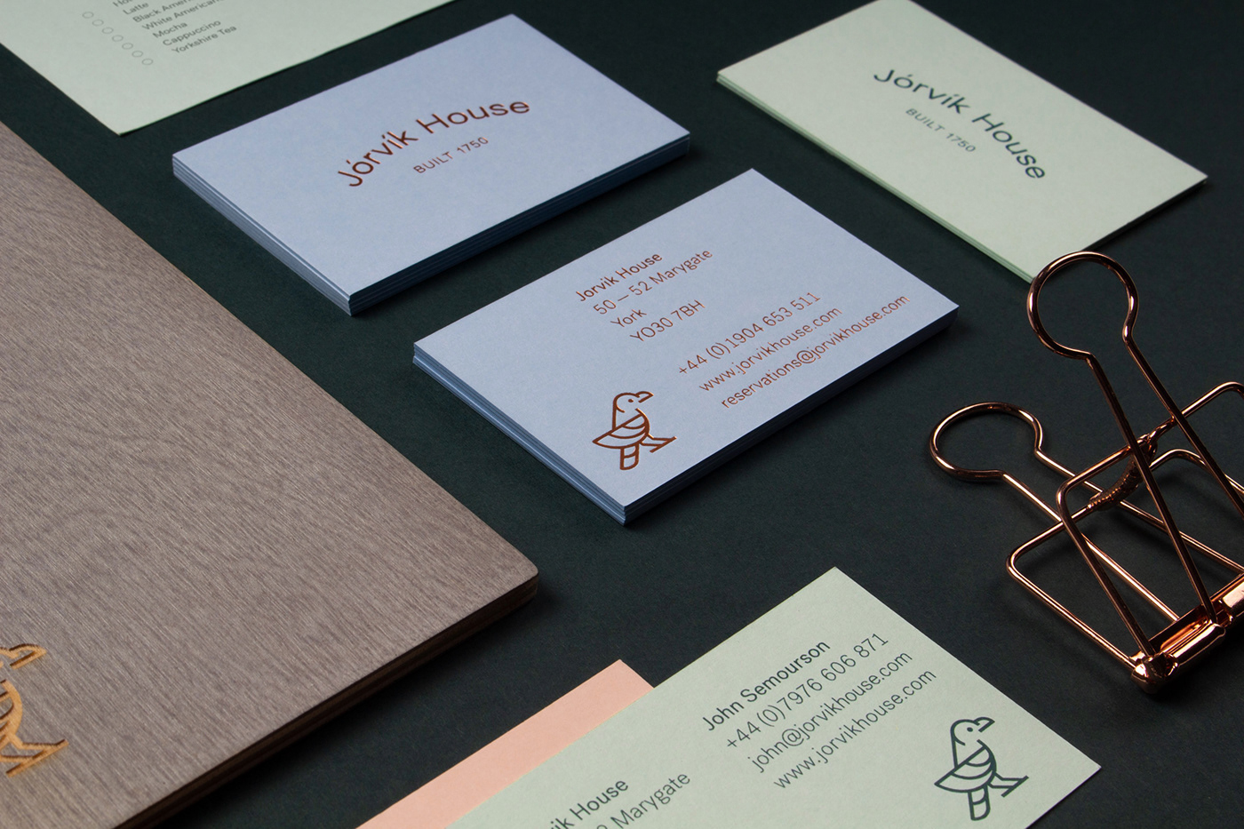 現代精品酒店品牌VI設計如何實現戰略落地，酒店VI設計，酒店品牌策劃，深圳VI設計，左右格局