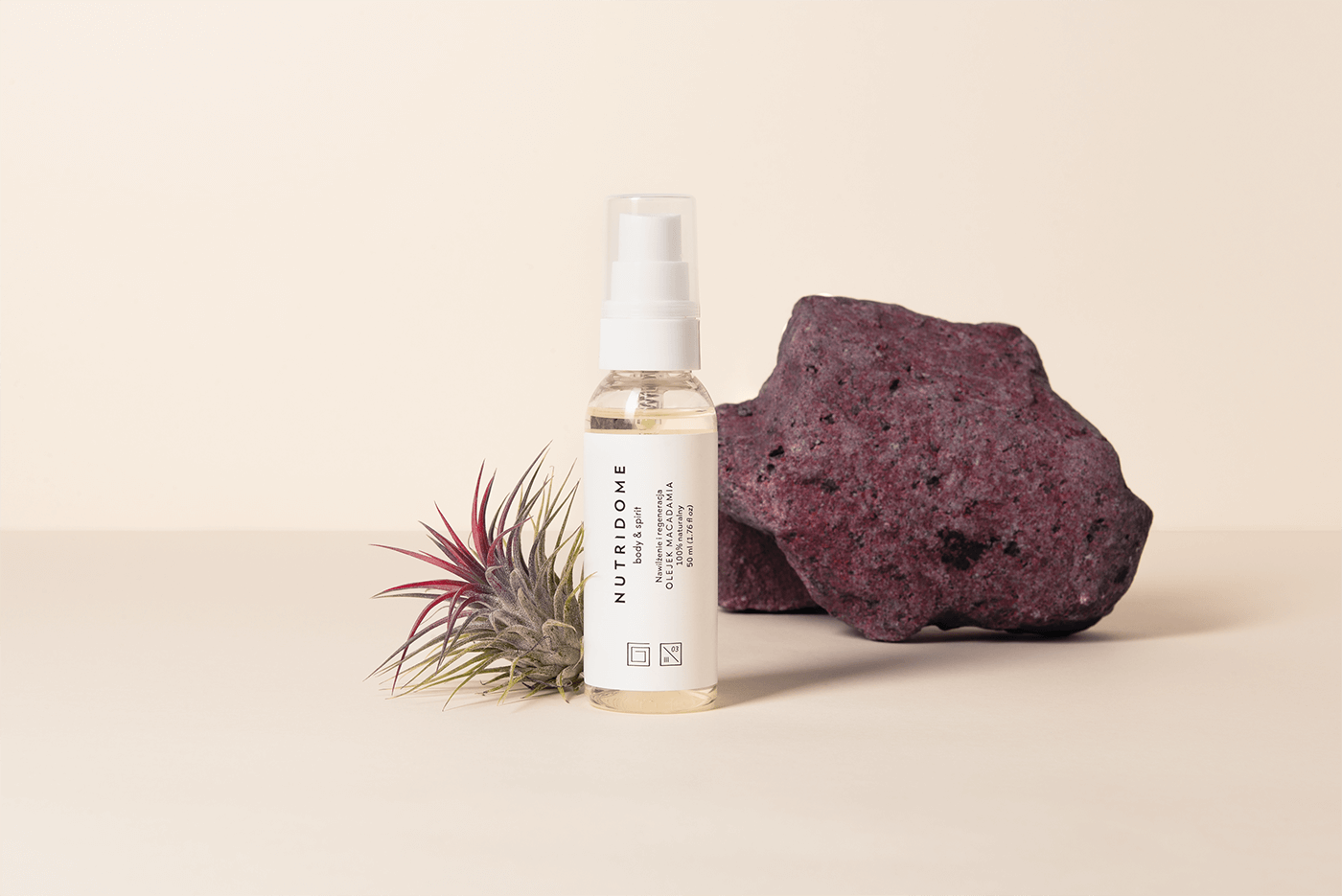 Nutridome優質化妝品VI設計——品牌全案策劃，化妝品VI設計，品牌全案策劃，高端VI設計，深圳VI設計，左右格局