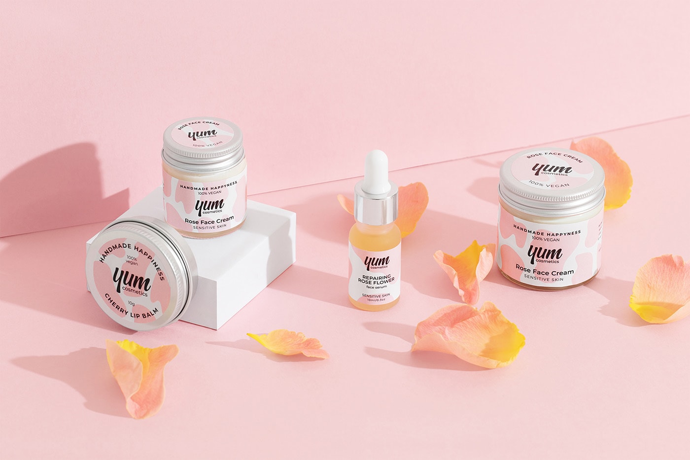 Yum高級手工零售化妝品精品店品牌VI設計，化妝品VI設計，高端VI設計，品牌視覺設計，深圳VI設計，左右格局