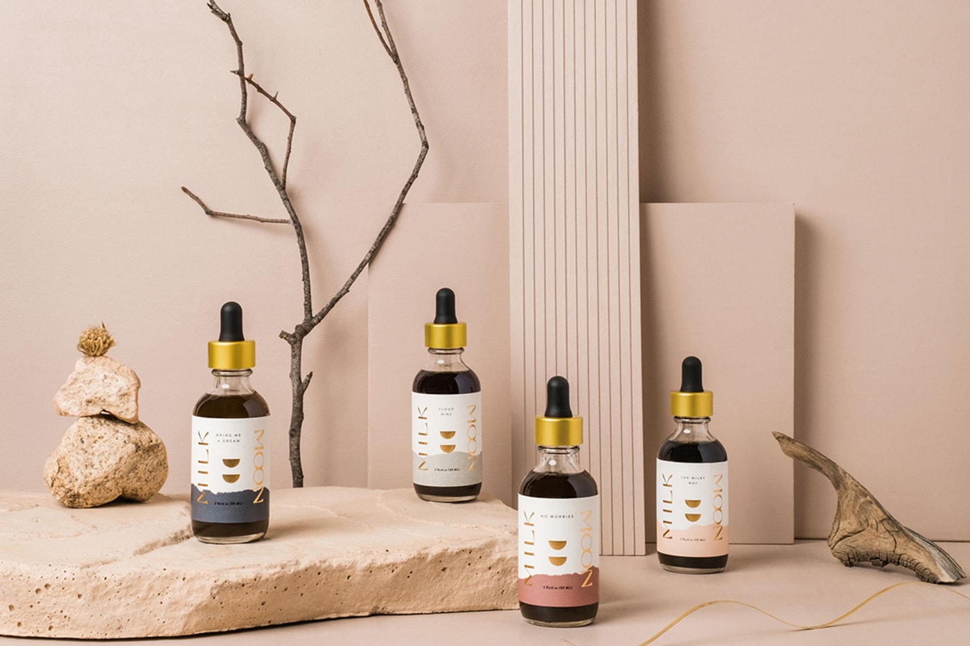 Milk Moon 女性藥妝化妝品品牌VI形象設計 化妝品VI設計,VI形象設計,深圳VI設計,左右格局