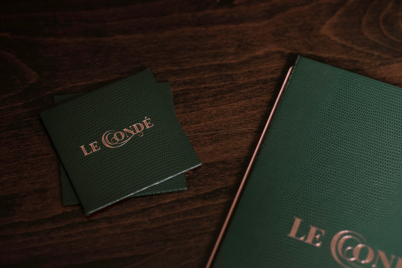 奢華知名(餐飲)雞尾酒吧品牌VI標識設計 奢華知名(餐飲)雞尾酒吧品牌VI標識設計,餐飲VI設計,酒吧標識設計,VI形象設計,左右格局