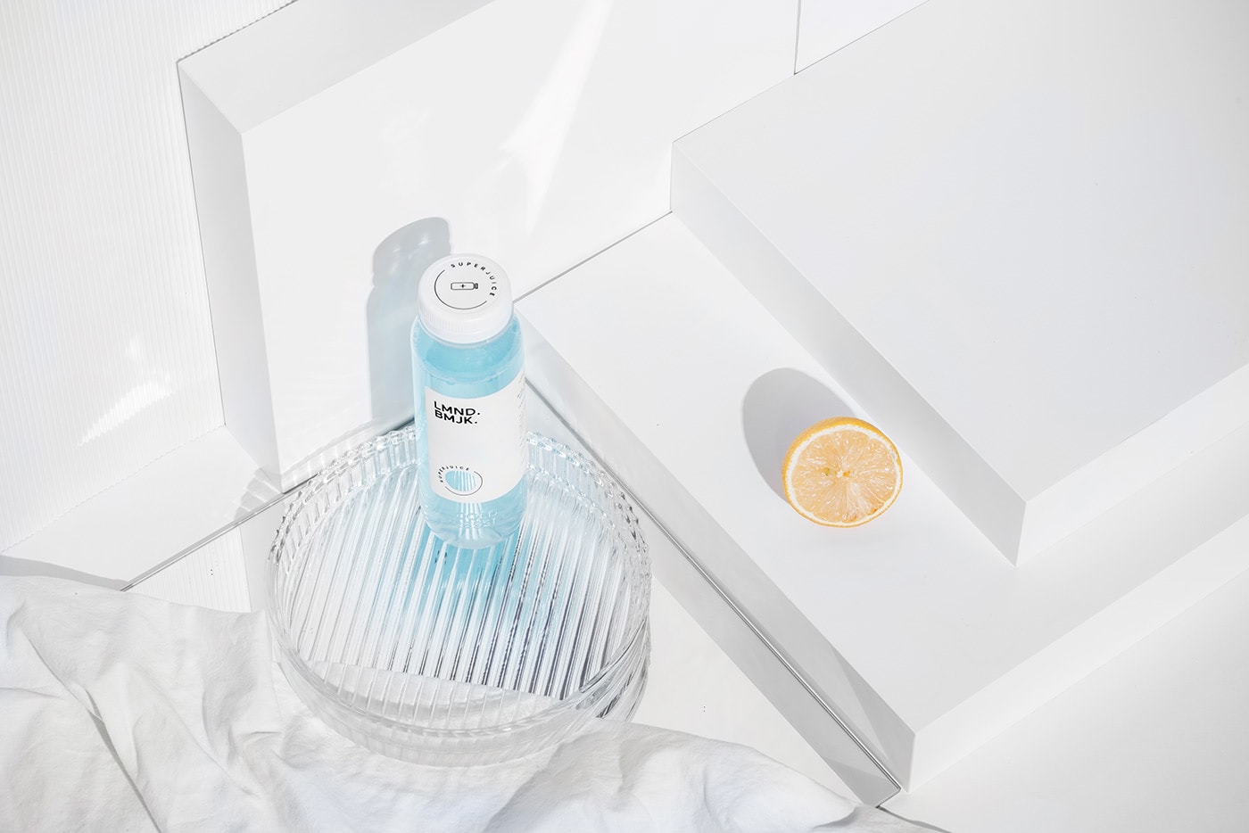 健康高端飲料(食品)品牌VI設計——簡約包裝設計展示 食品VI設計,食品包裝設計,高端VI設計,VI形象設計,左右格局